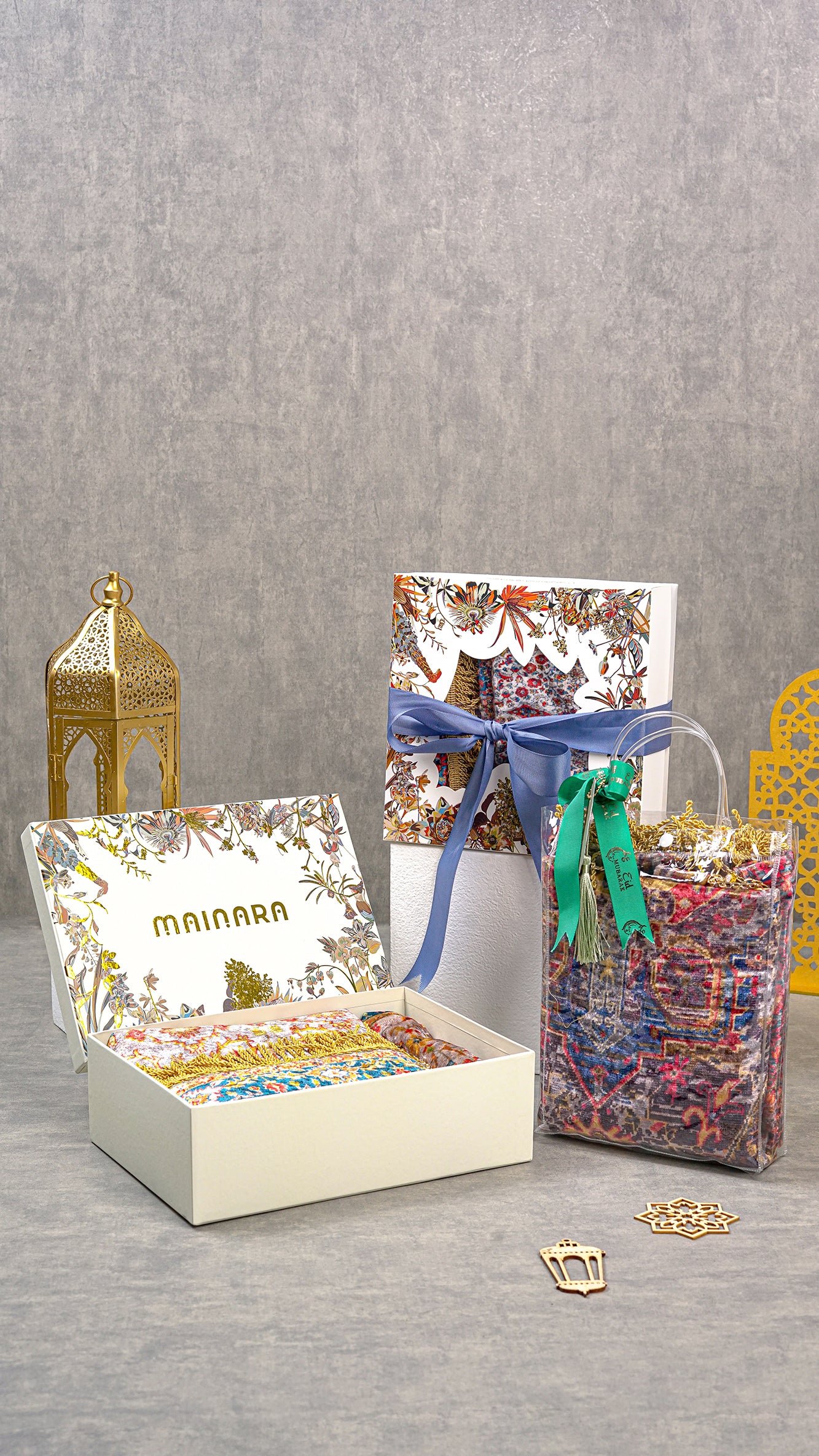 MAINARA Hampers & Souvenir Prayer Rug / Sajadah Turkey Bahan Suede Premium Design Soft Box - TYPE B (Pre-Order)