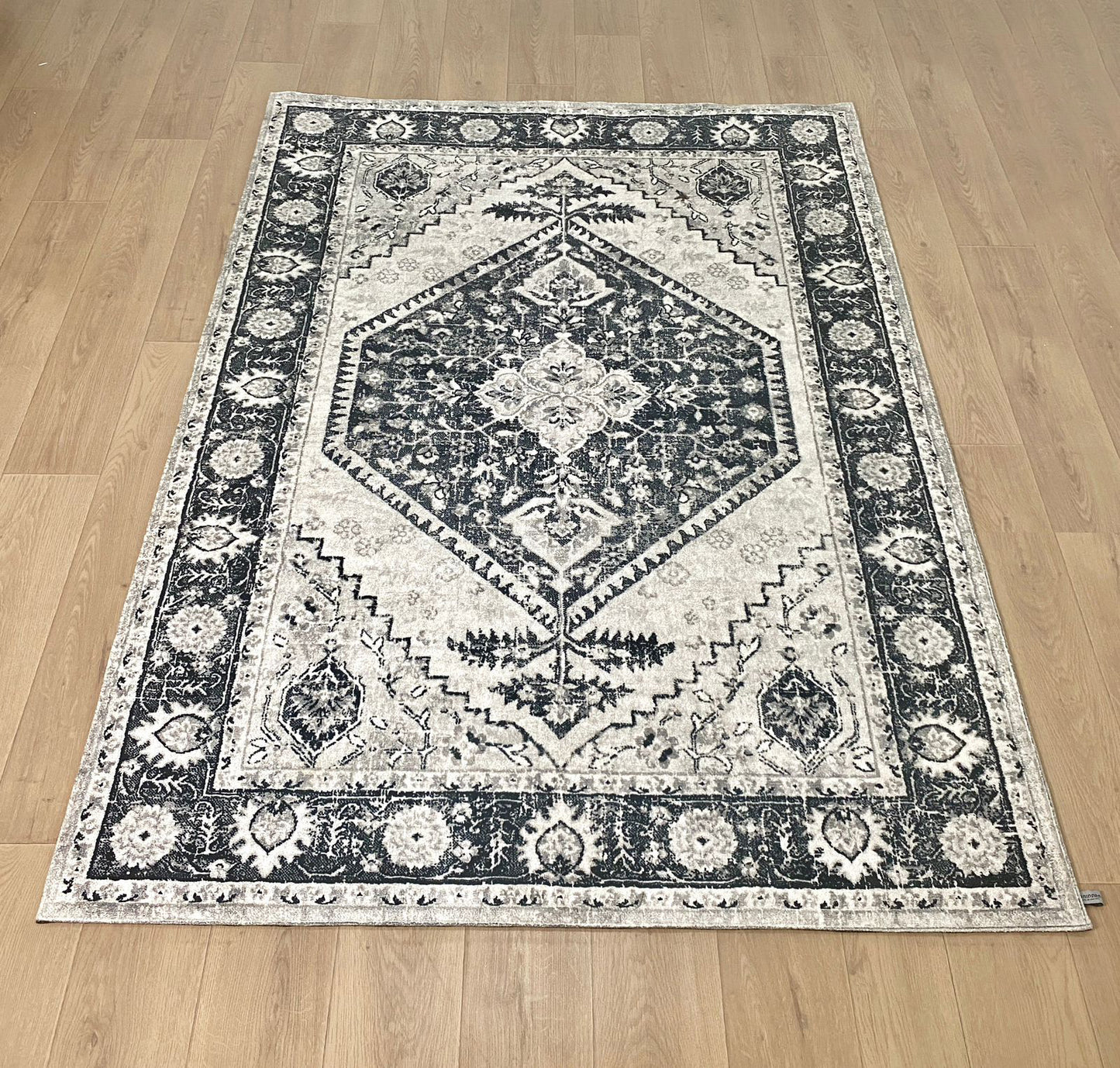 Karpet Tradisional (BK-T-0010) - Black,Grey