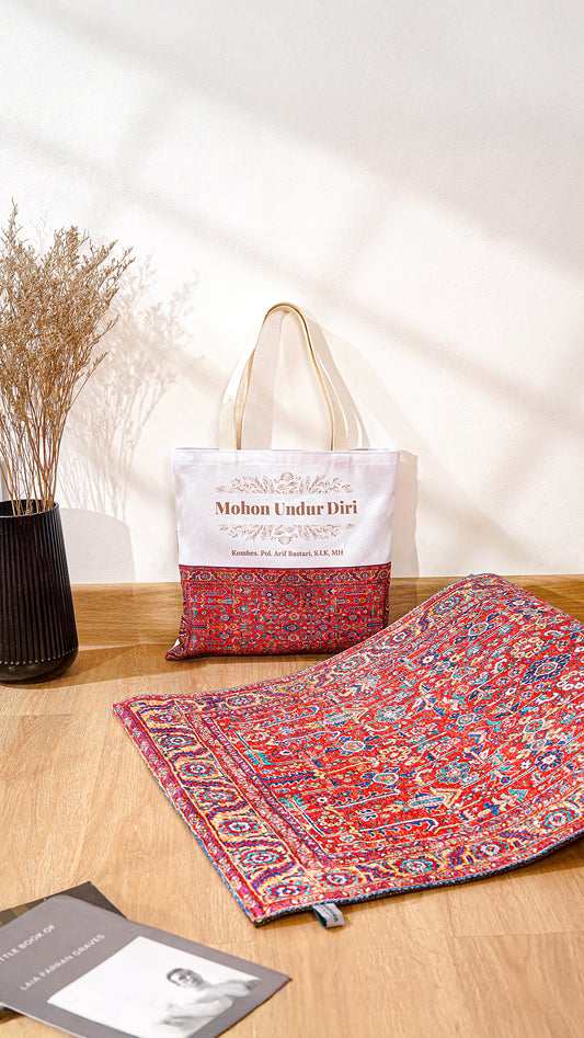 MAINARA Hampers & Souvenir Custom Rug / Karpet Premium Design Tas Water Repellent - Size 50 X 100 (Pre-Order)