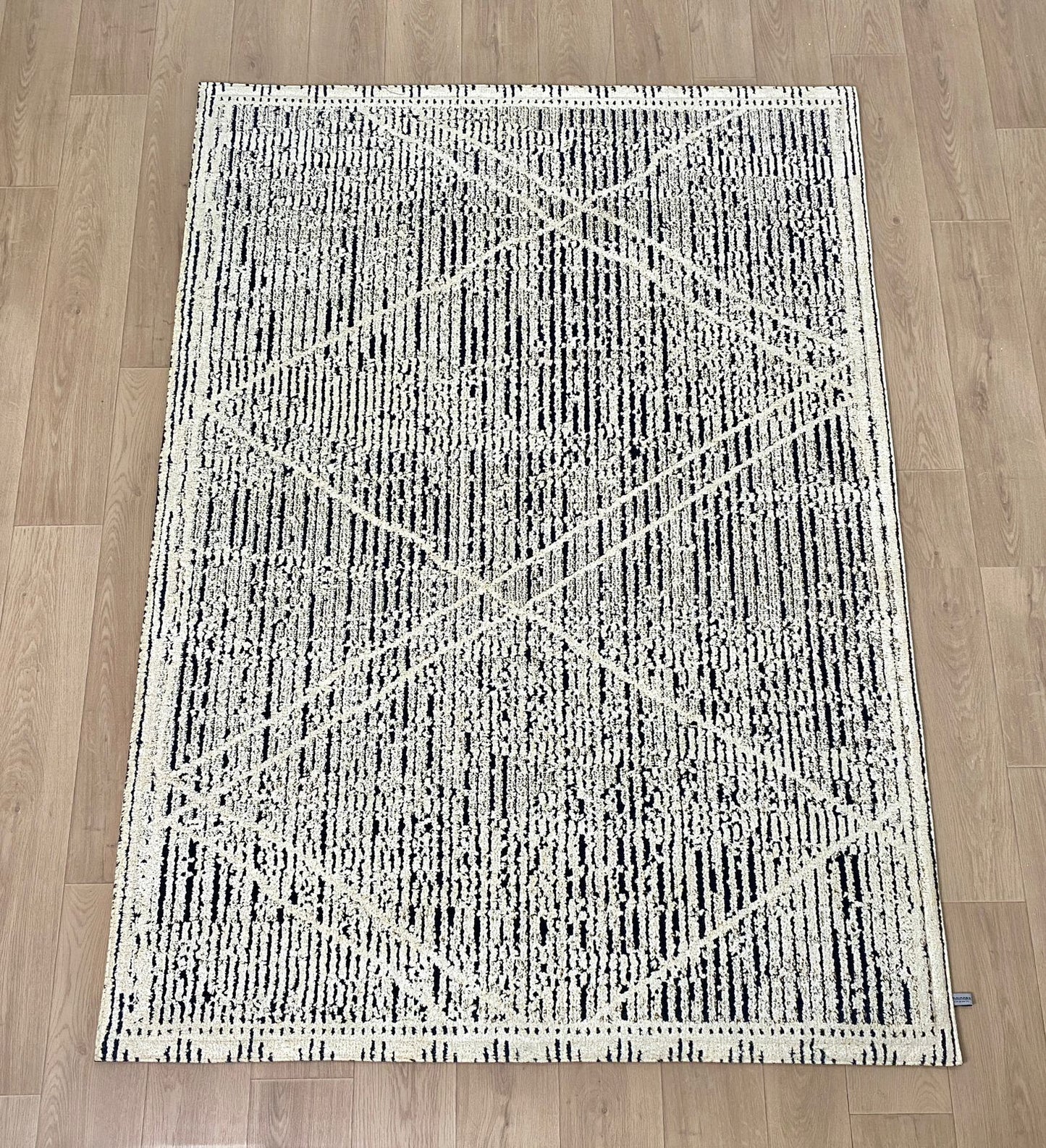 Karpet Abstrak (GW-A-0042) - Grey,Cream