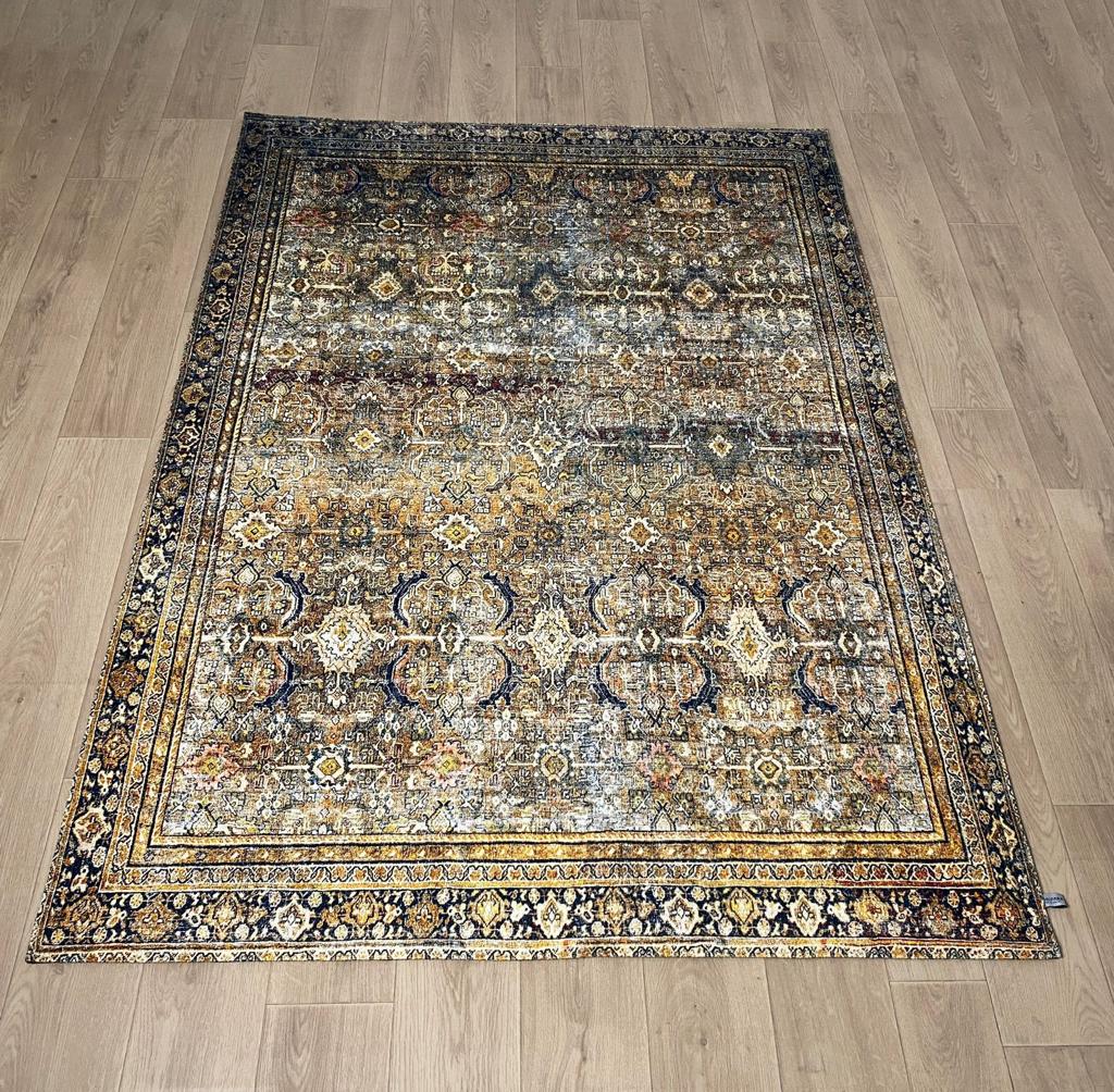 Karpet Tradisional (BR-T-0026) - Brown,Black