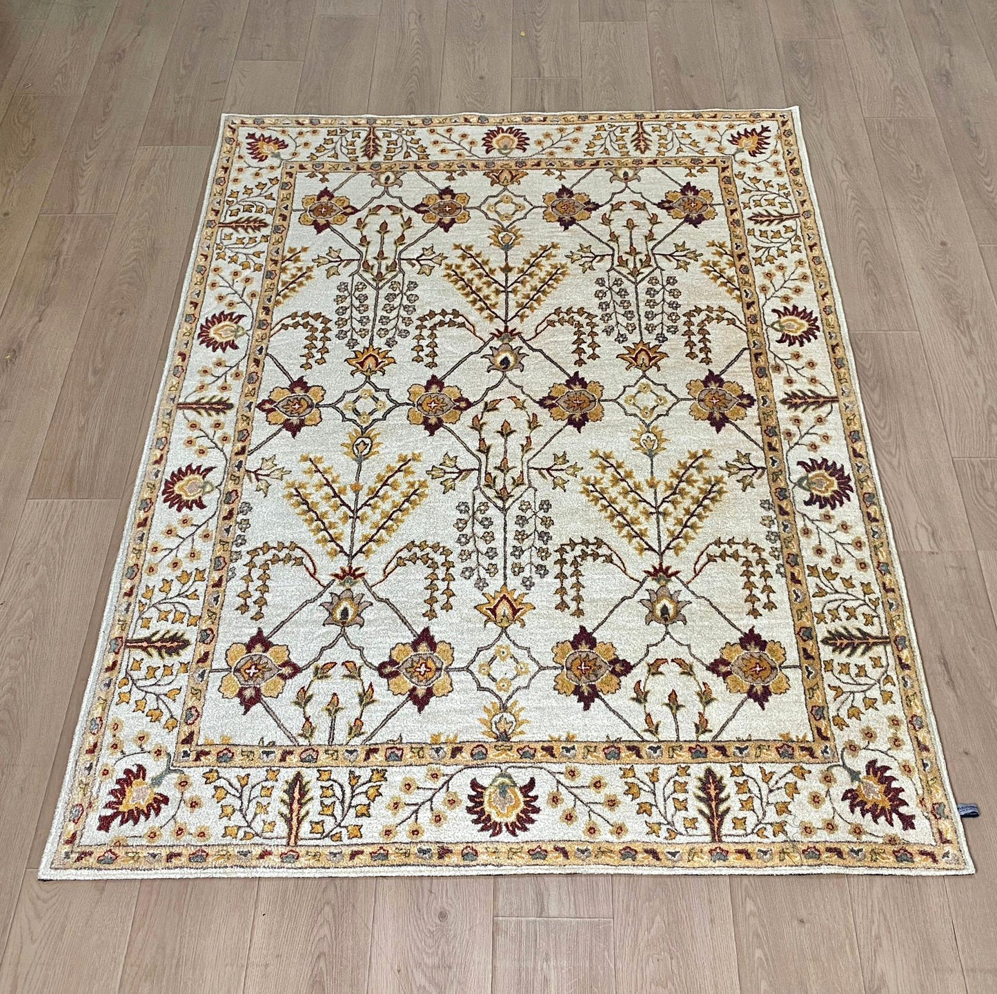 Karpet Tradisional (BR-T-0060) - Brown,Cream,Gold