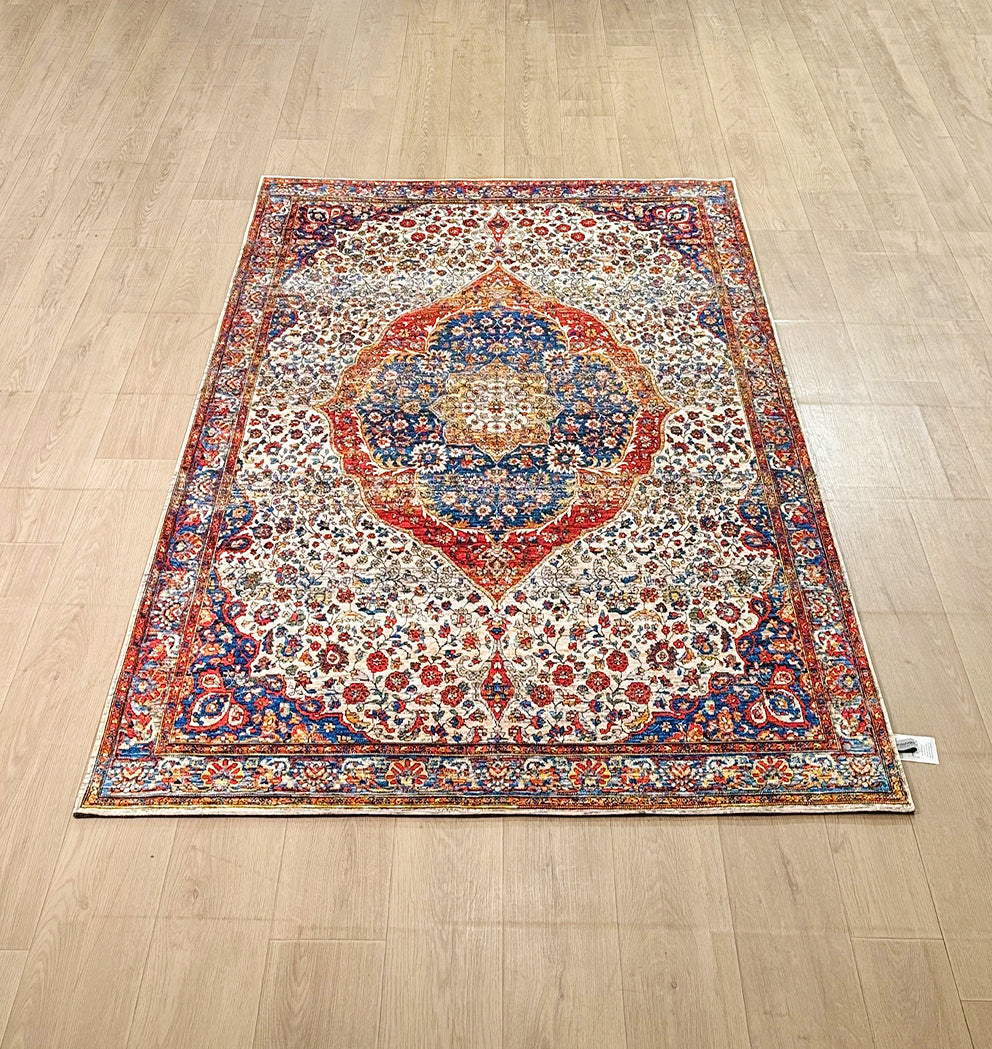 READY Karpet Tradisional Bahan Suede ( 135 x 208 ) - SU21