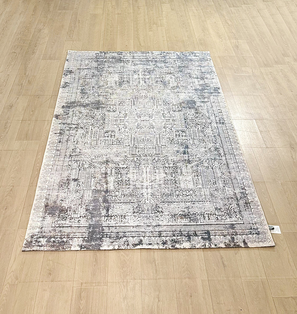 READY Karpet Tradisional ( 135 x 200 ) - NP77