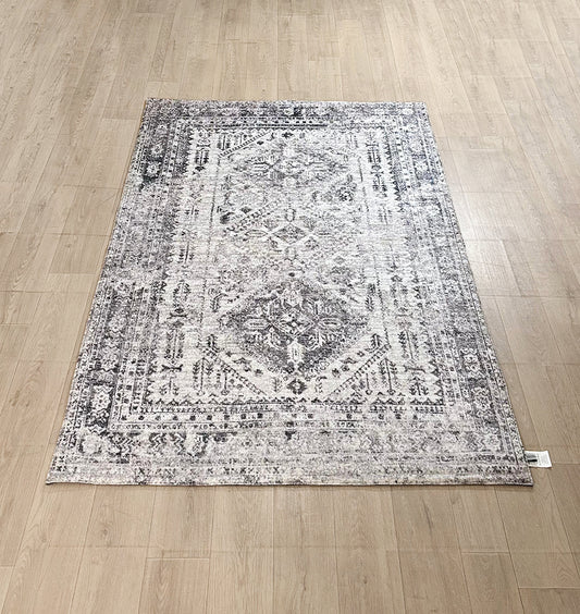 8READY Karpet Tradisional ( 140 x 200 ) - AR37