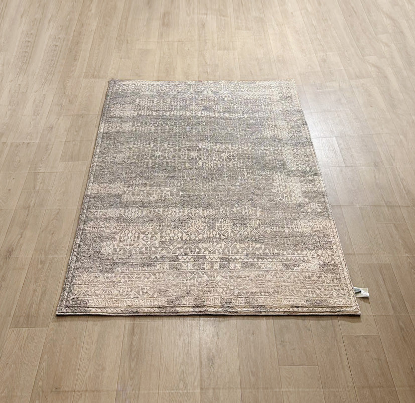 READY Karpet Tradisional ( 140 x 200 ) - LN26