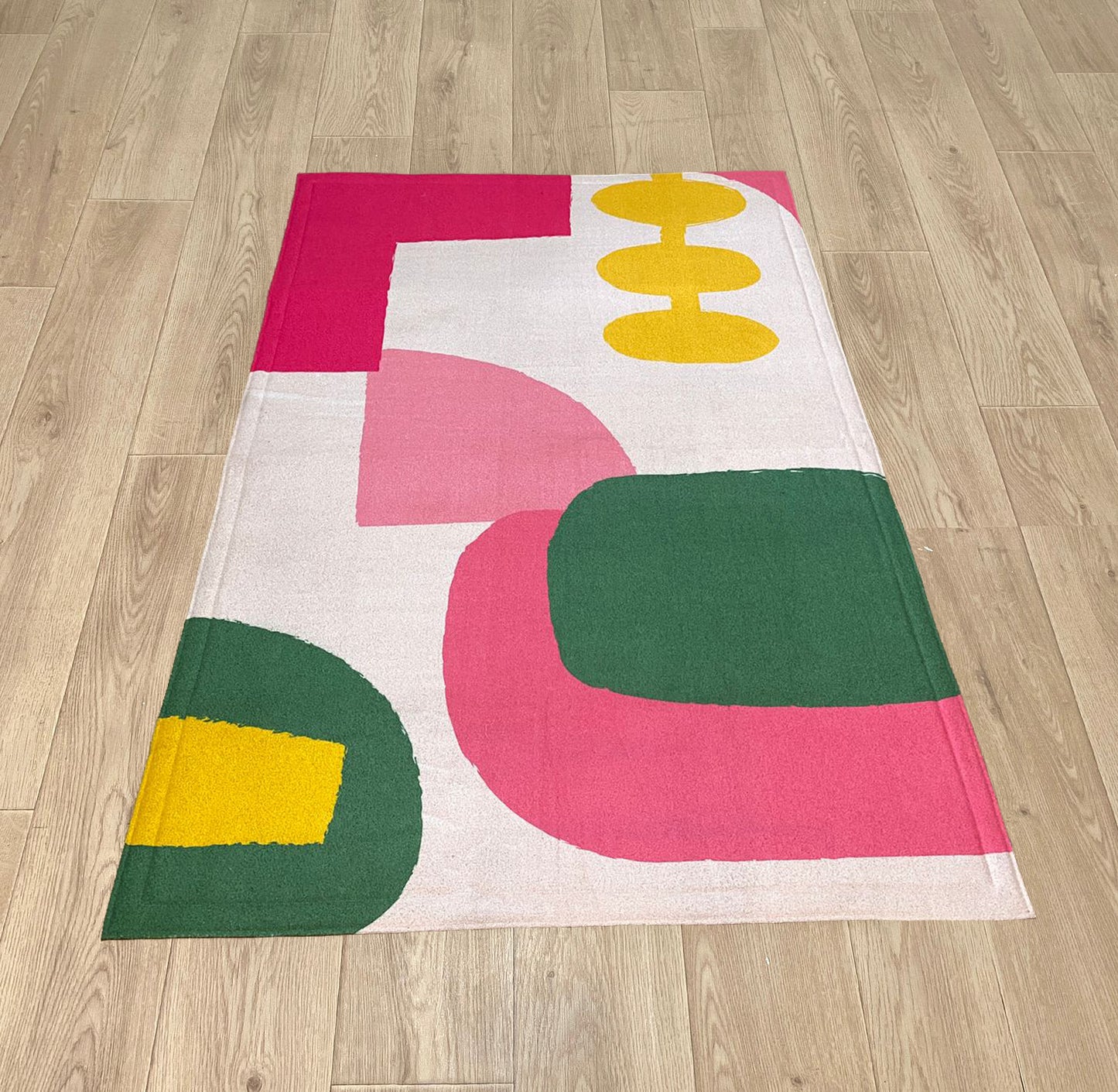 READY karpet pink geometris ( 150 X 100 ) - M016
